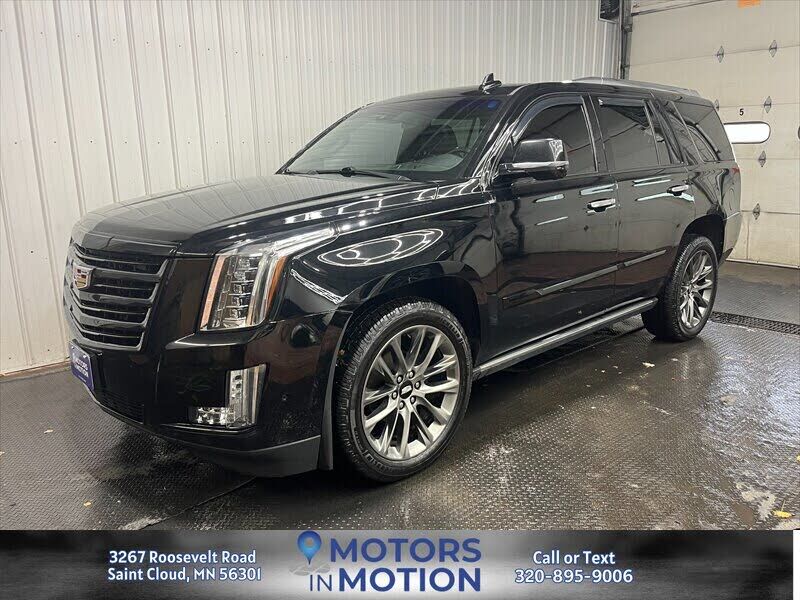 2020 CADILLAC Escalade