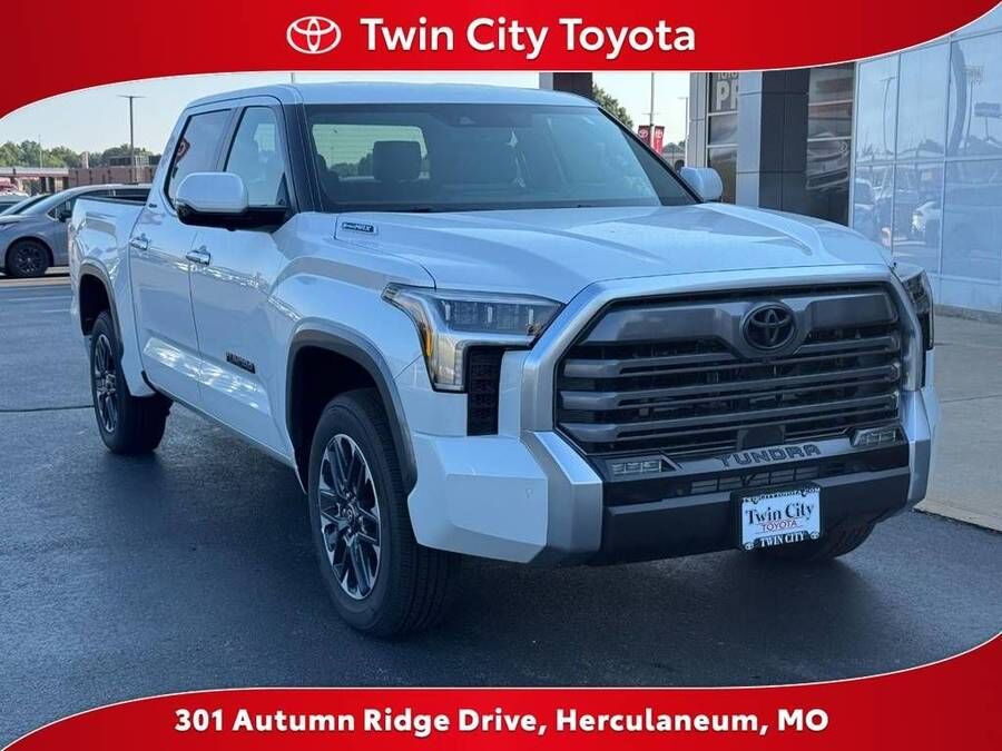 2026 TOYOTA Tundra