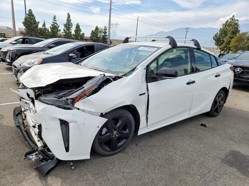 2022 TOYOTA PRIUS