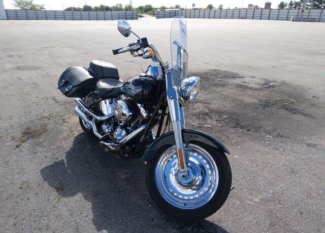 2010 HARLEY DAVIDSON Fat Boy