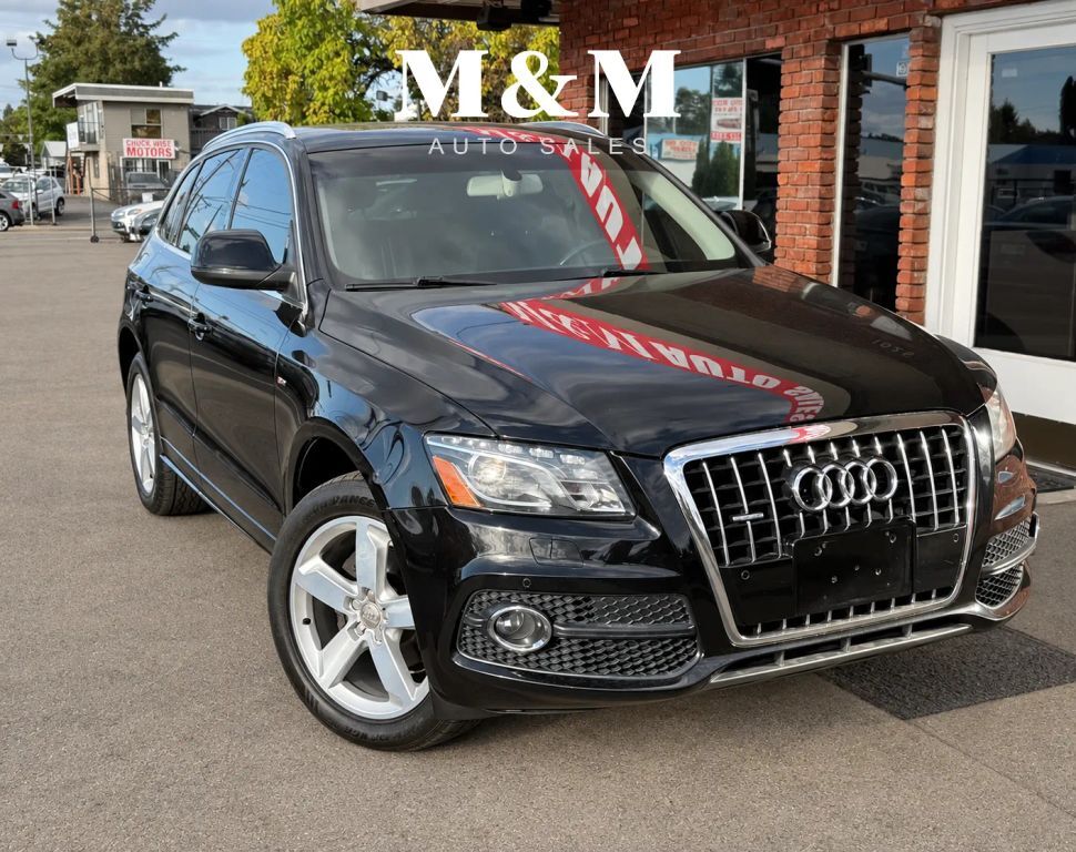 2011 AUDI Q5