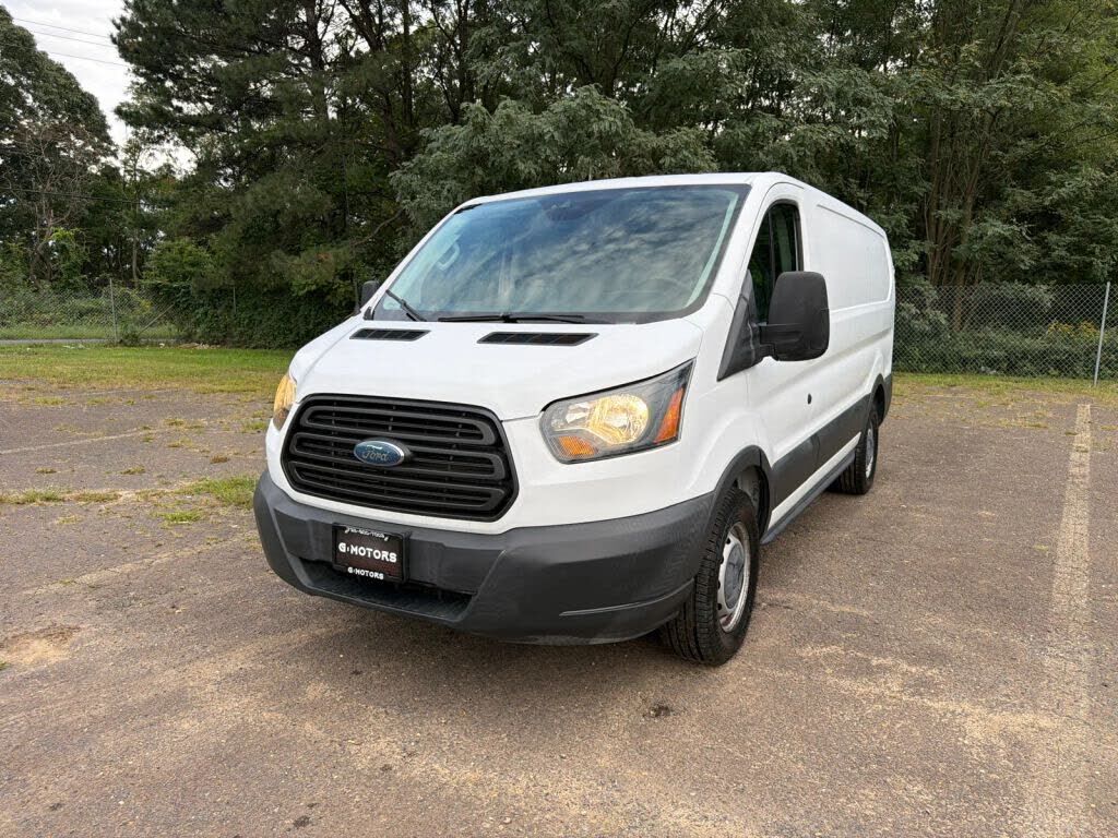 2018 FORD Transit