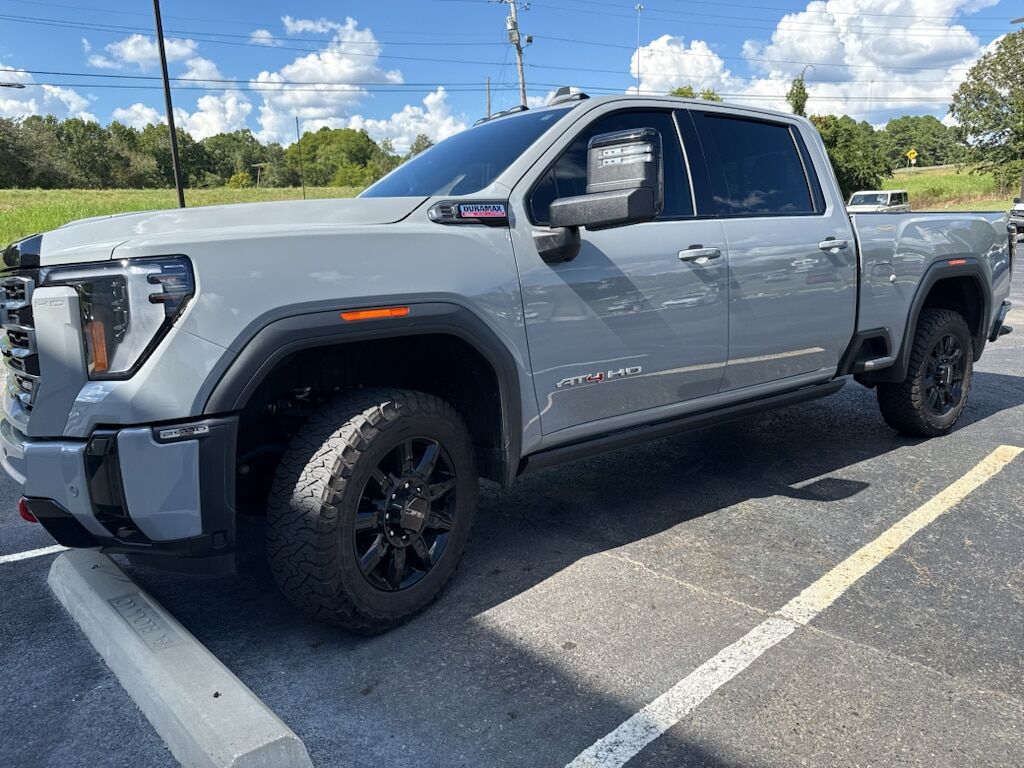 2025 GMC Sierra HD
