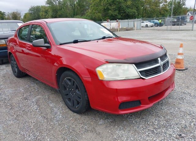 2013 DODGE Avenger