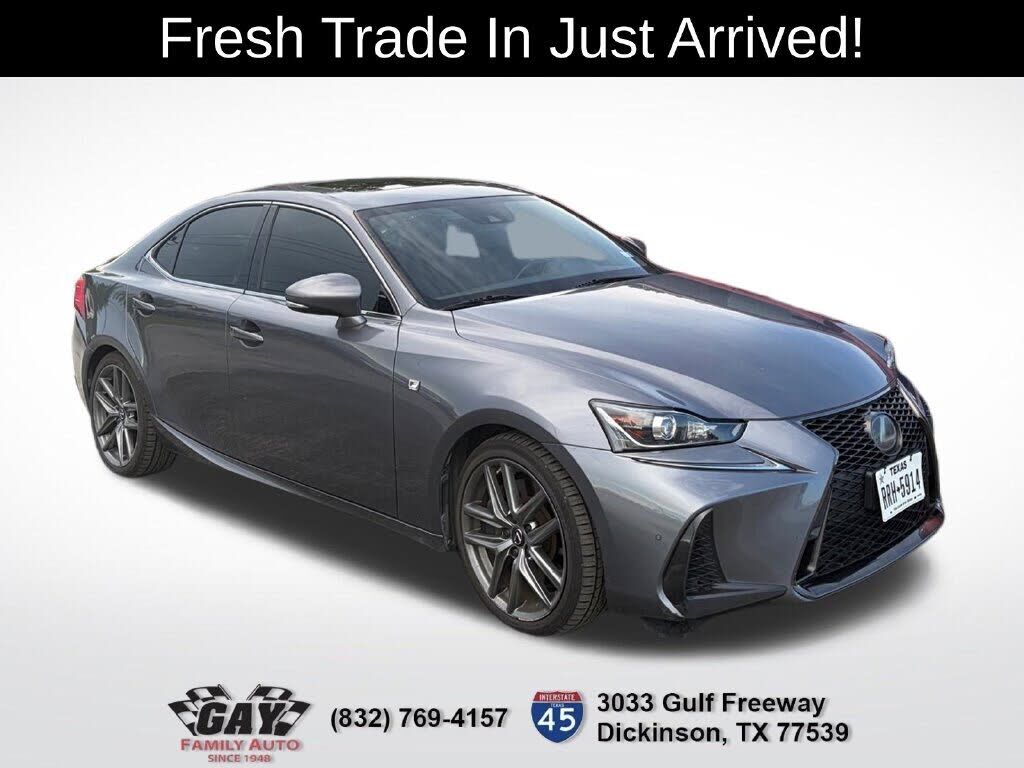 2019 LEXUS IS