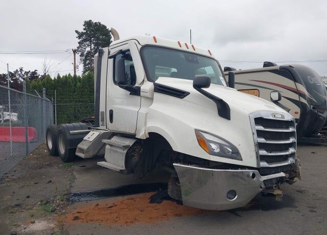 2022 FREIGHTLINER Cascadia