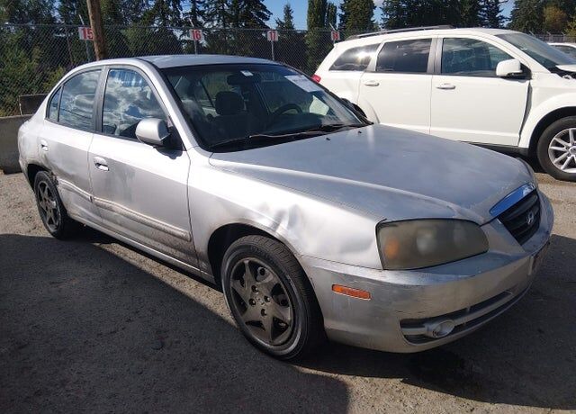 2004 HYUNDAI Elantra