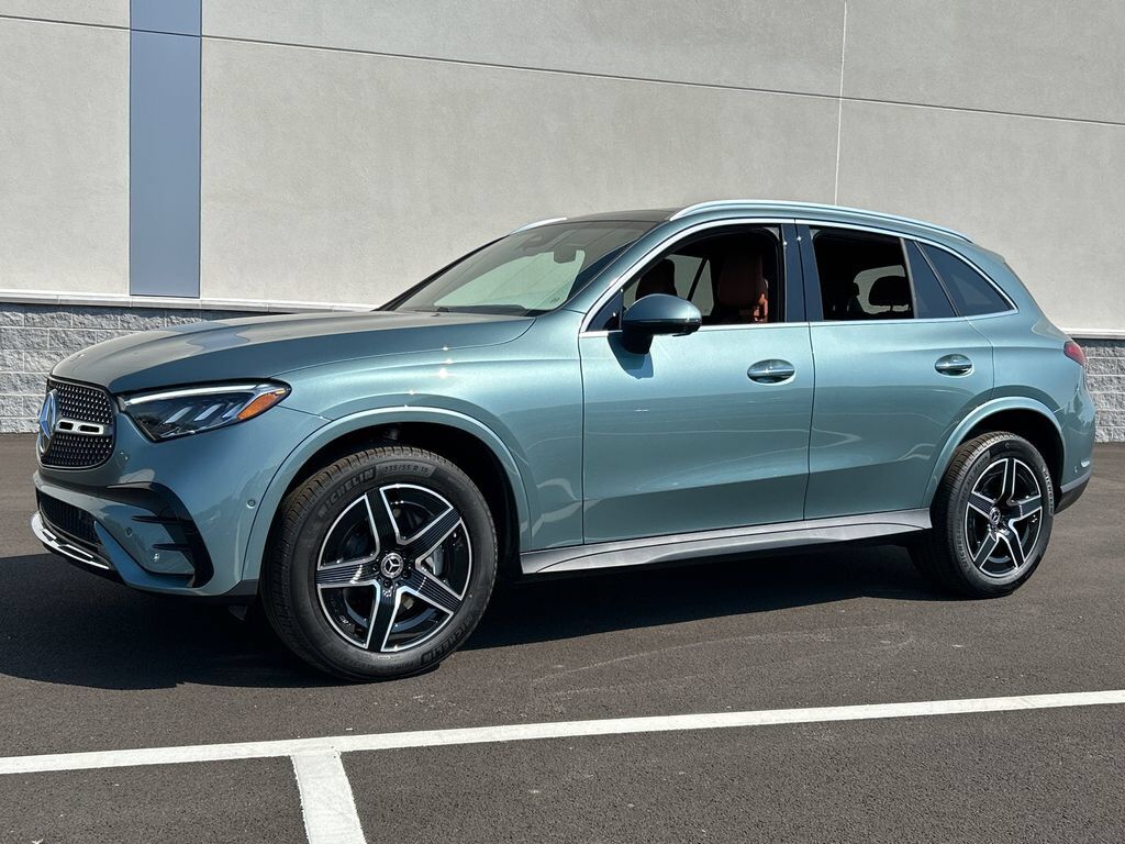 2027 MERCEDES-BENZ GLC-Class