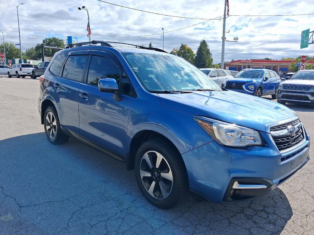 2017 SUBARU Forester