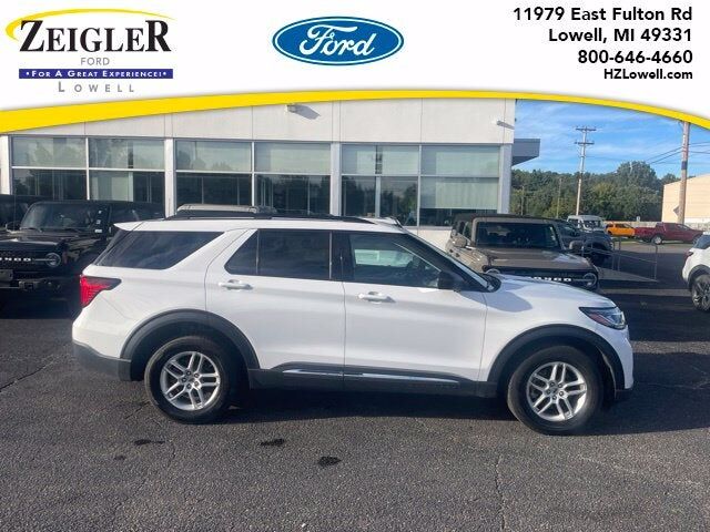 2025 FORD Explorer