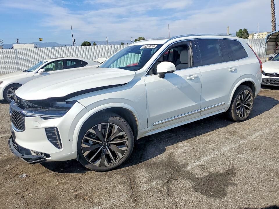 2025 VOLVO XC90