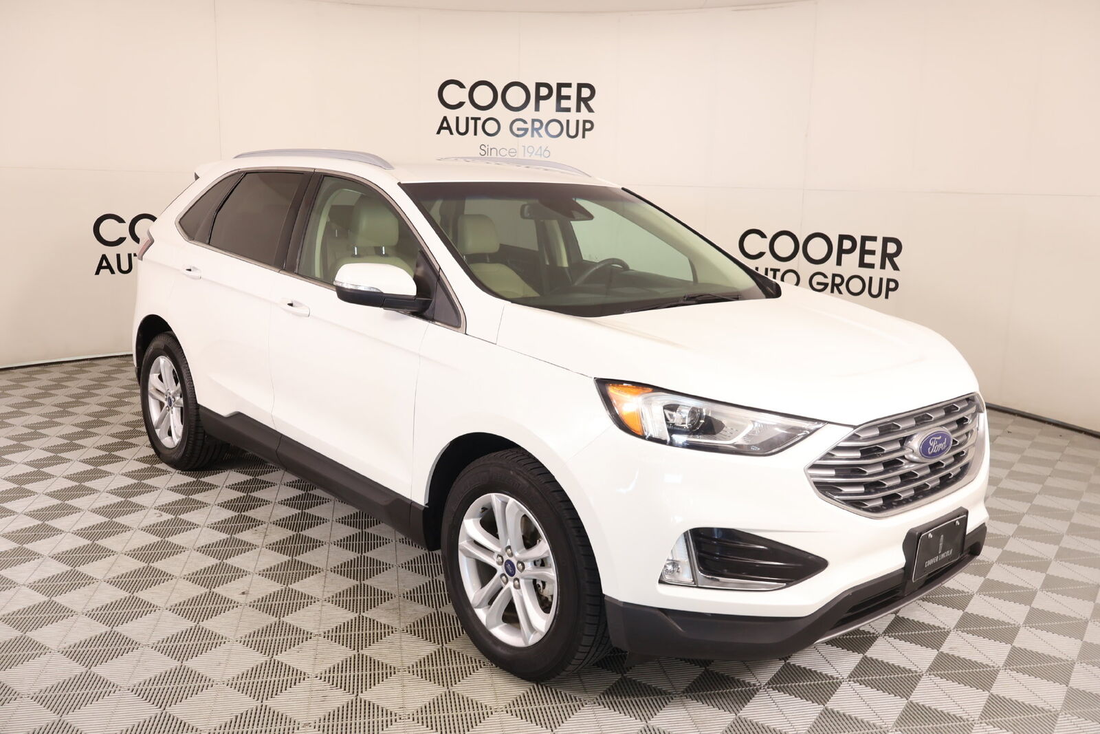 2020 FORD Edge