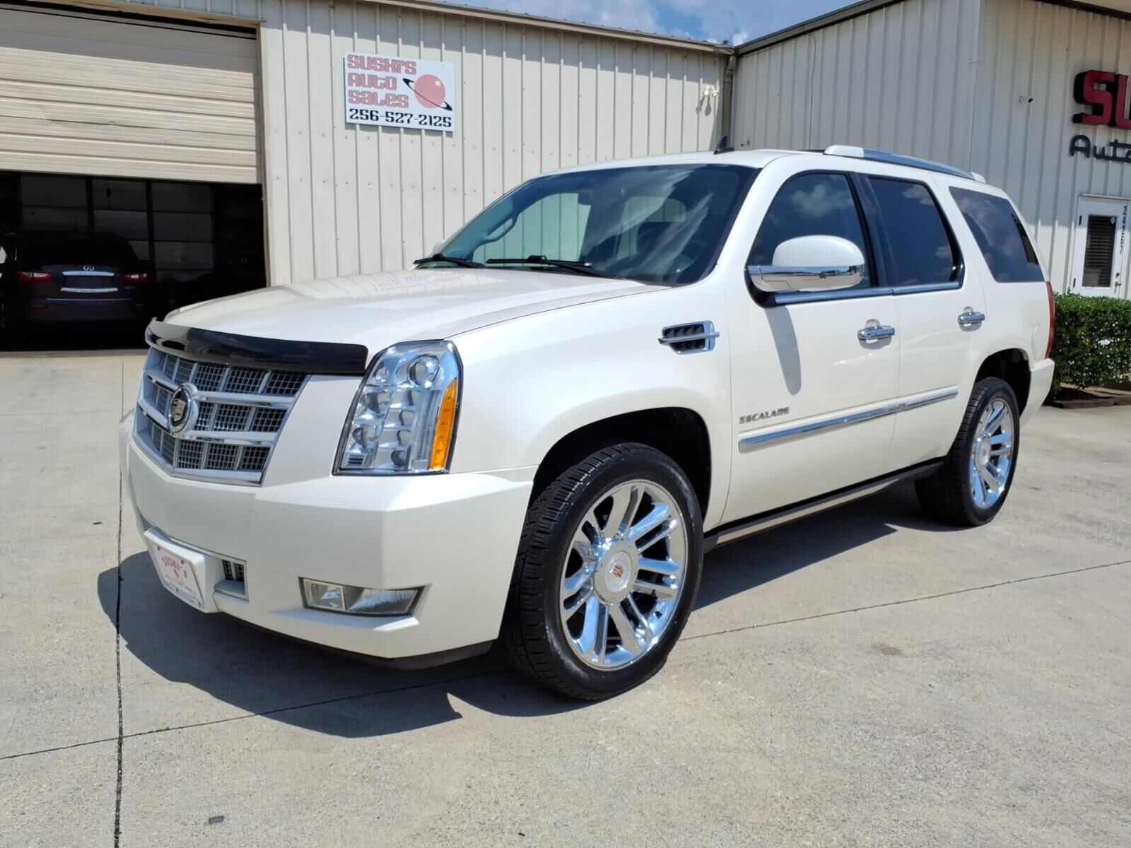 2014 CADILLAC Escalade