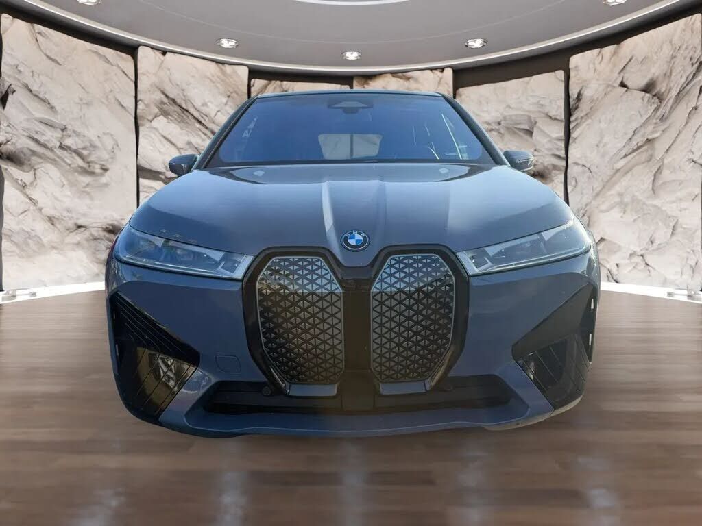 2024 BMW iX