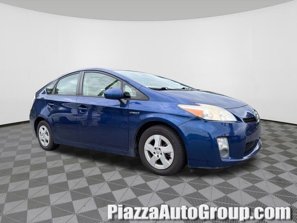 2011 TOYOTA PRIUS