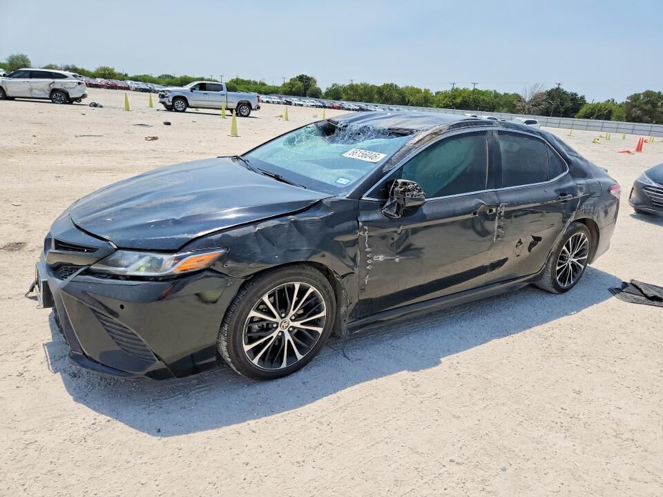 2020 TOYOTA Camry