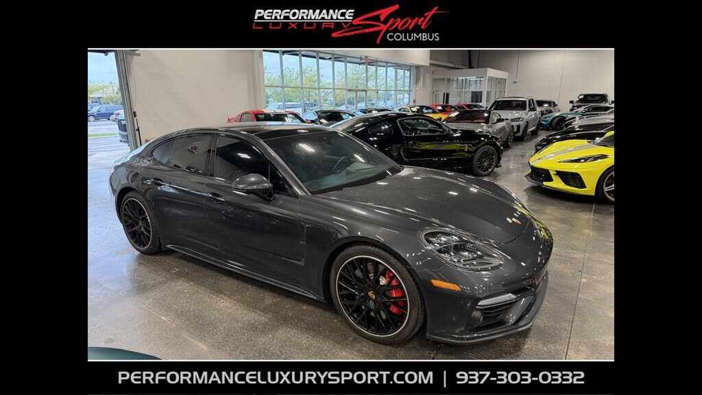 2020 PORSCHE Panamera
