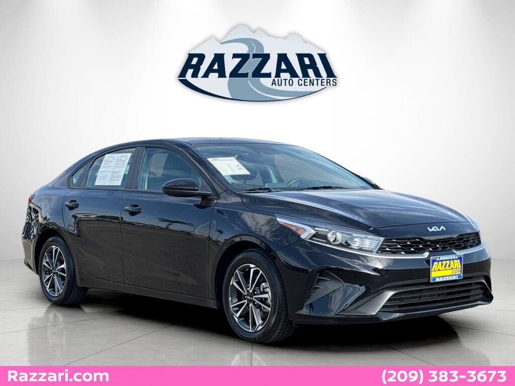 2023 KIA Forte