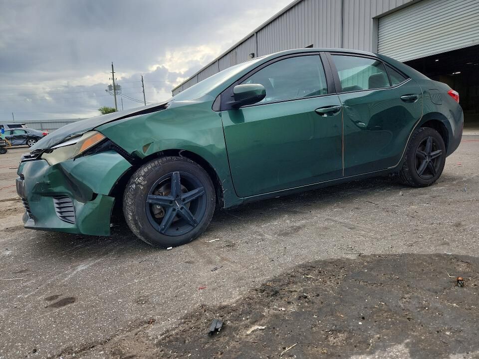 2016 TOYOTA Corolla