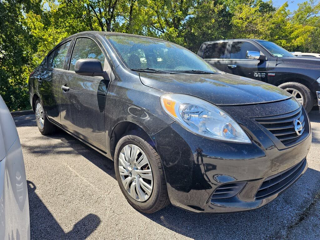 2014 NISSAN Versa