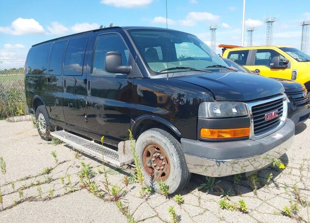 2013 GMC Savana