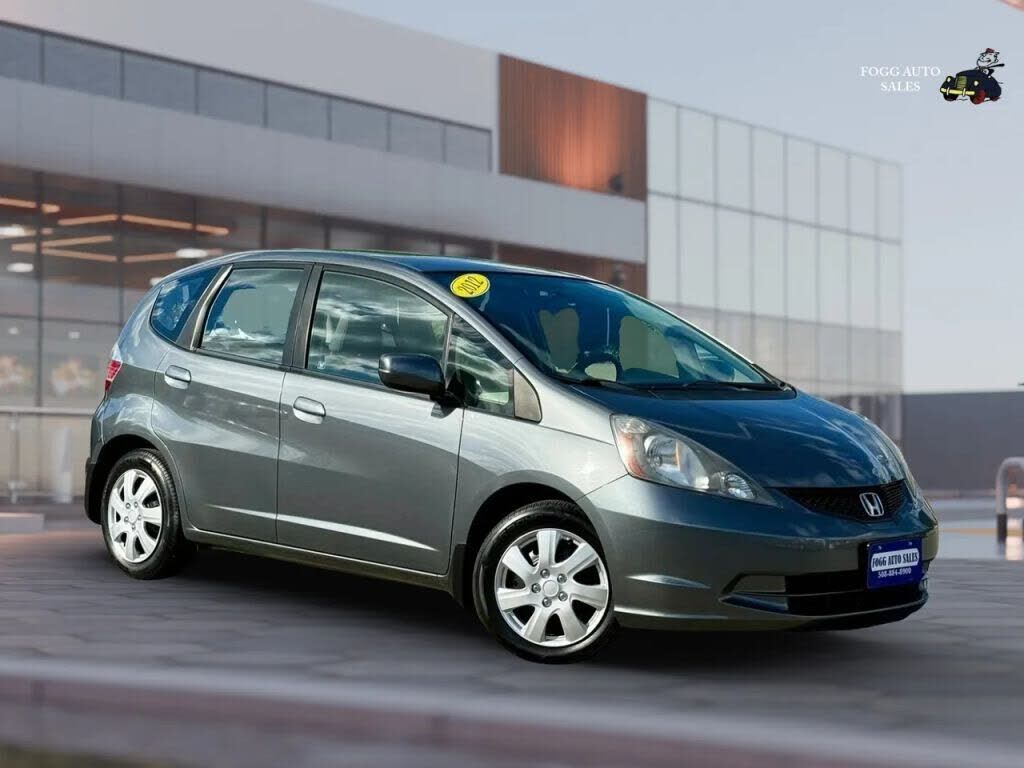2012 HONDA Fit