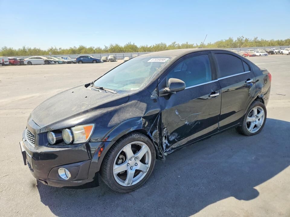 2016 CHEVROLET Sonic