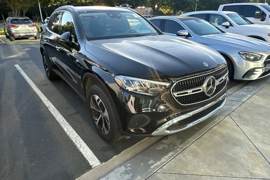 2025 Mercedes-Benz GLC-Class
