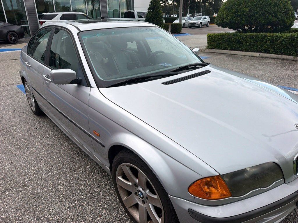 2001 BMW 325i