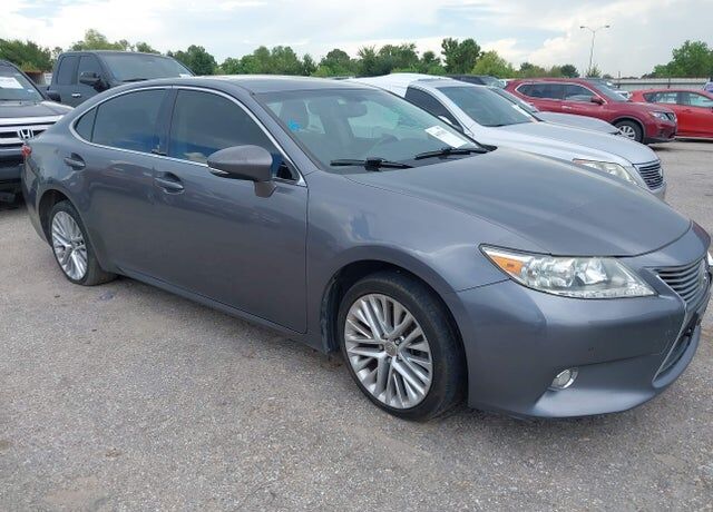 2014 LEXUS ES