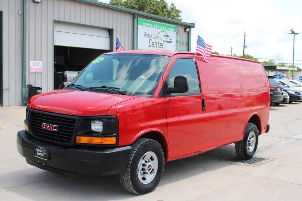 2013 GMC Savana