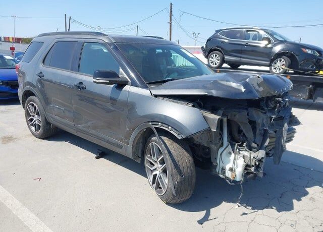 2017 FORD Explorer