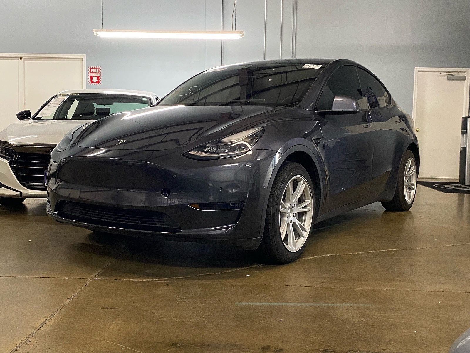 2021 TESLA Model Y