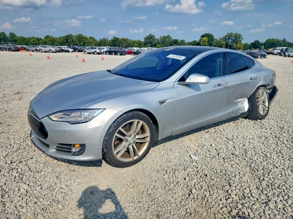 2014 TESLA Model S