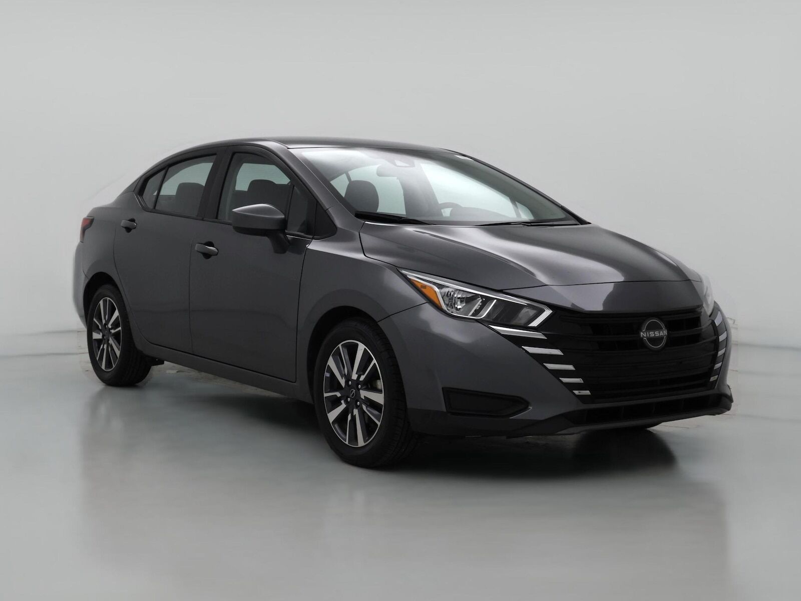2024 NISSAN Versa