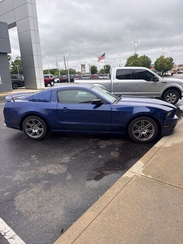 2013 FORD Mustang
