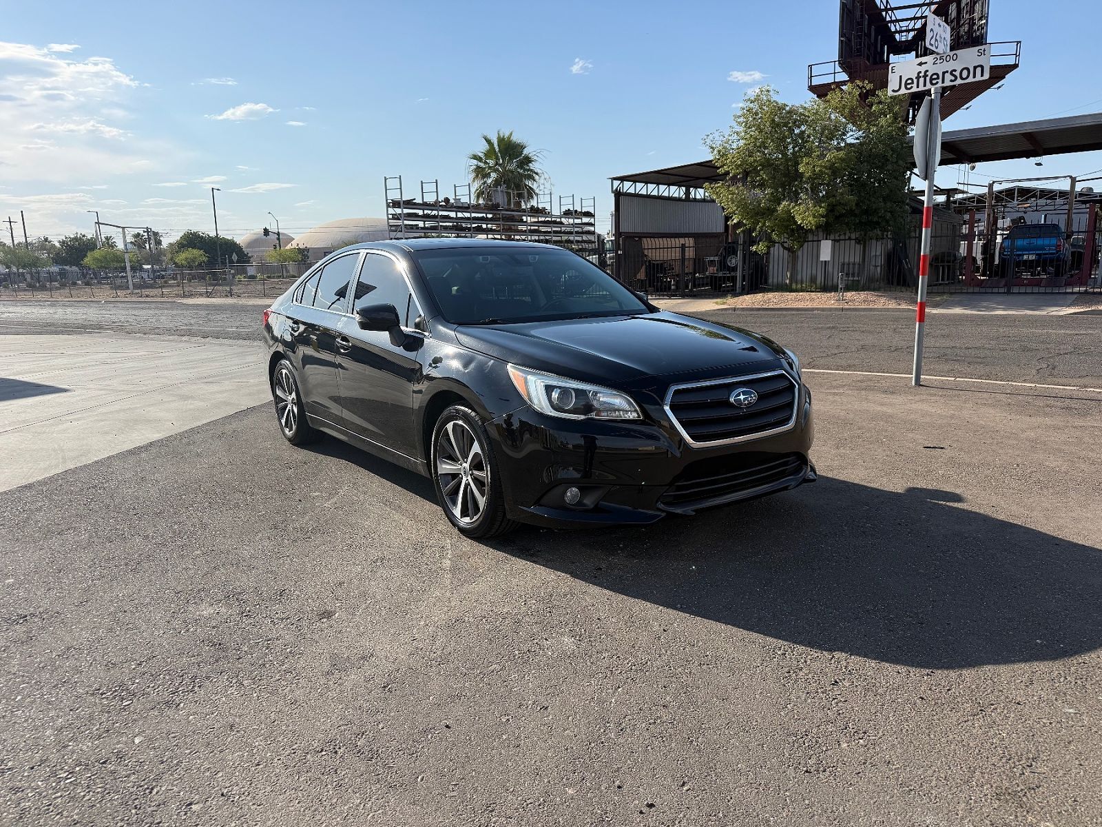 2017 SUBARU Legacy