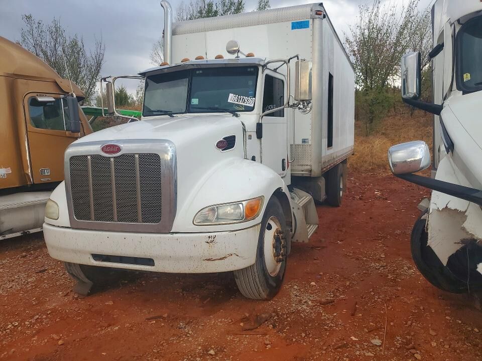 1984 PETERBILT 337