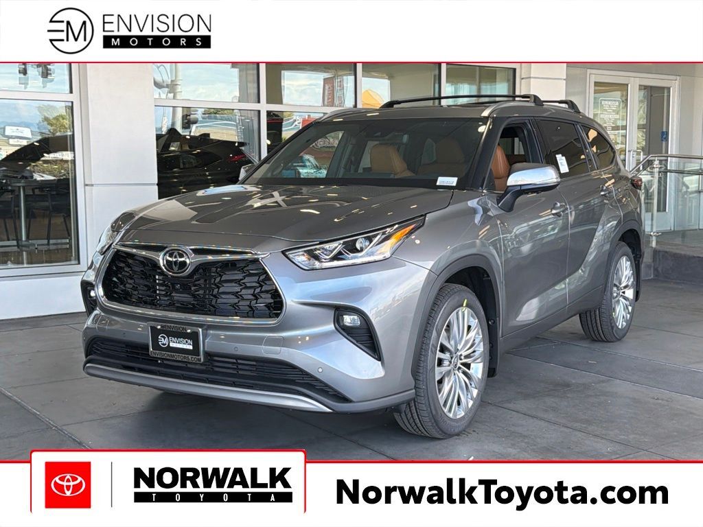 2026 TOYOTA Highlander