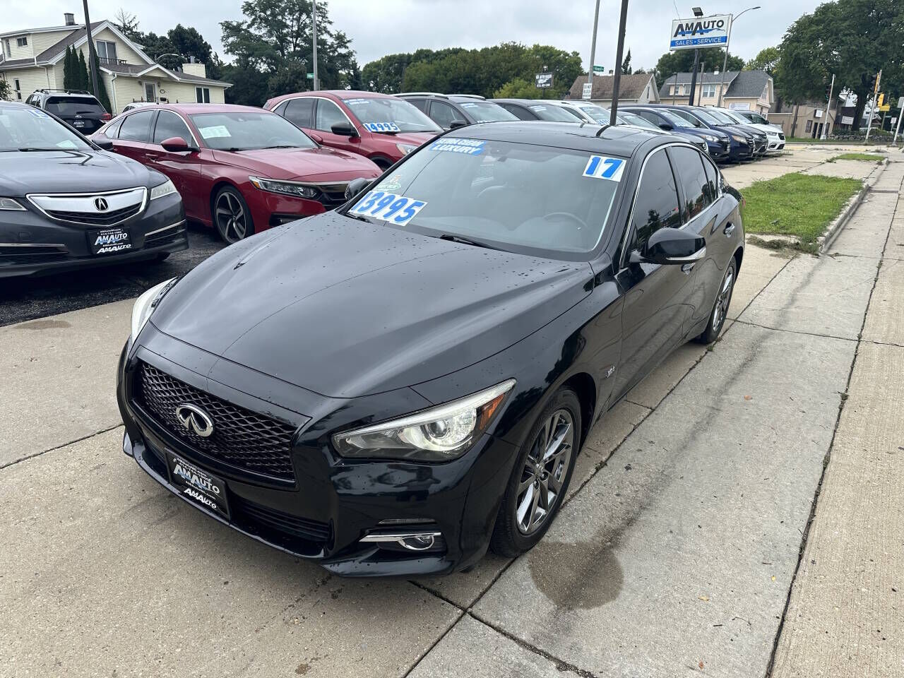 2017 INFINITI Q50
