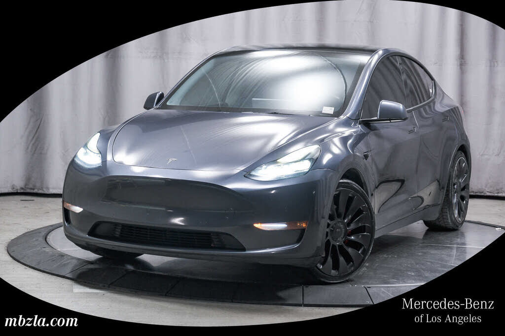 2022 TESLA Model Y