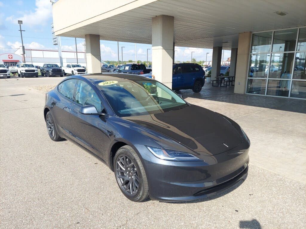 2026 TESLA Model 3