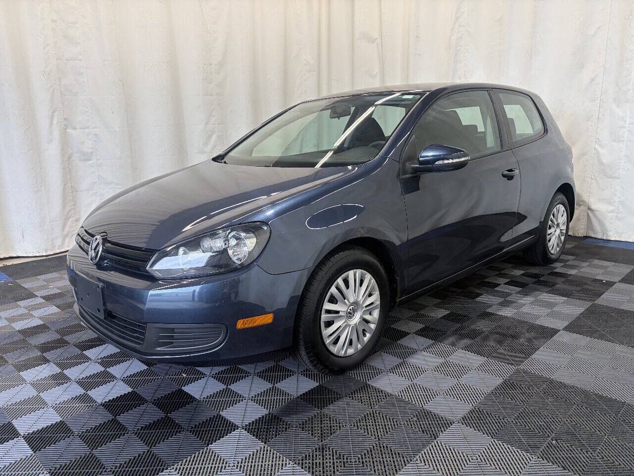 2013 VOLKSWAGEN Golf