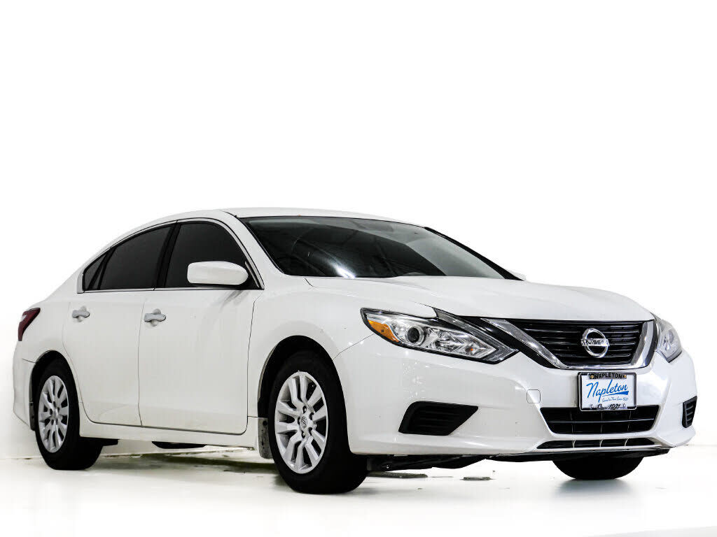 2017 NISSAN Altima