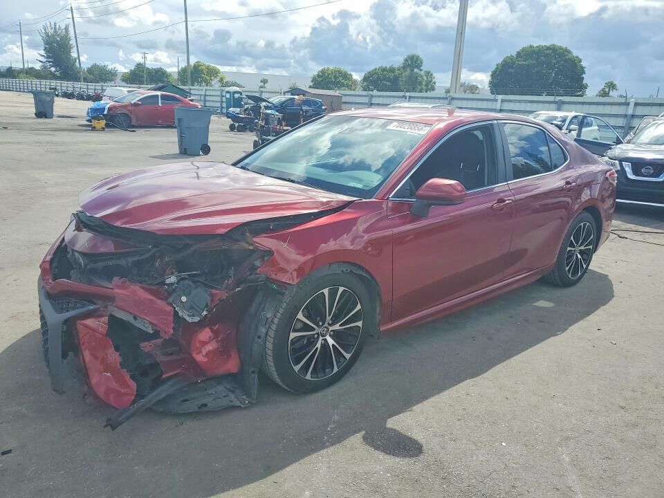 2018 TOYOTA Camry