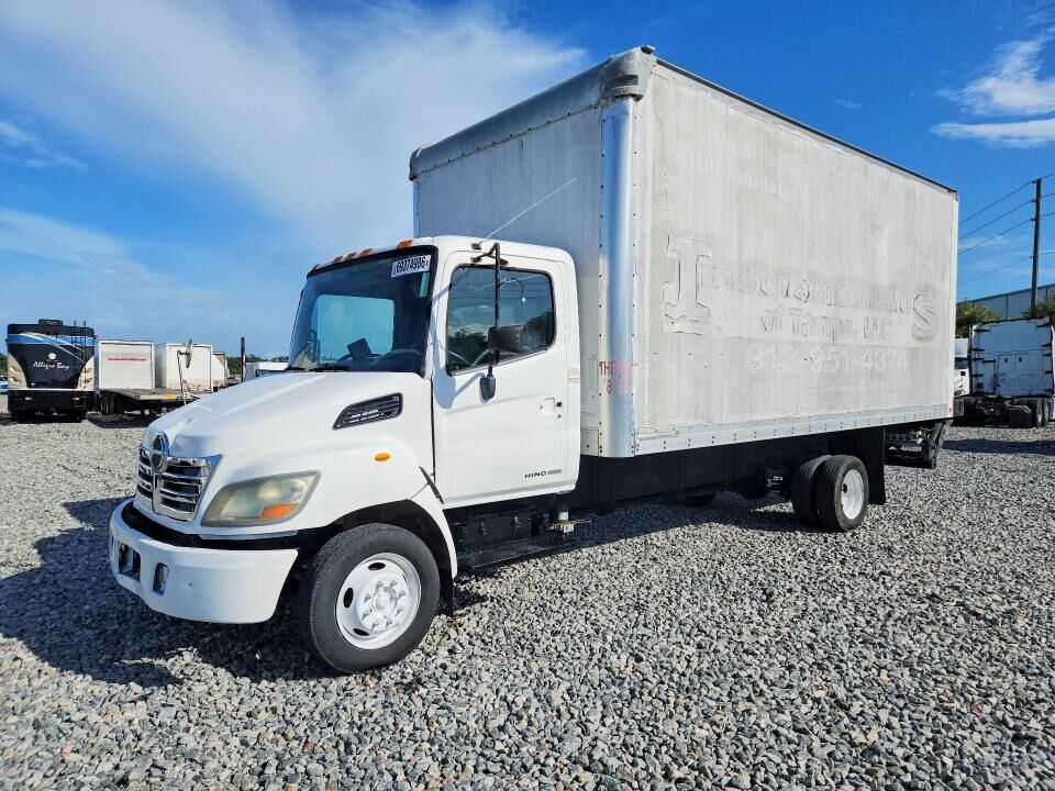 2009 HINO Conventional Type Truck