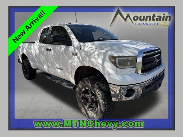 2010 TOYOTA Tundra
