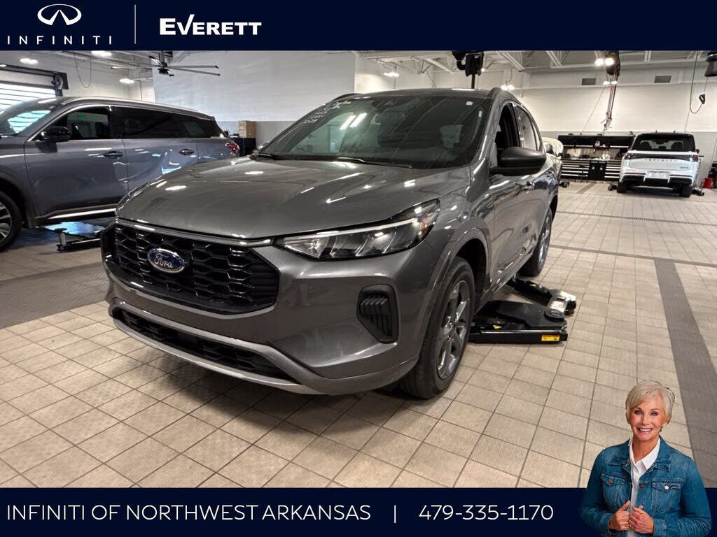 2024 FORD Escape