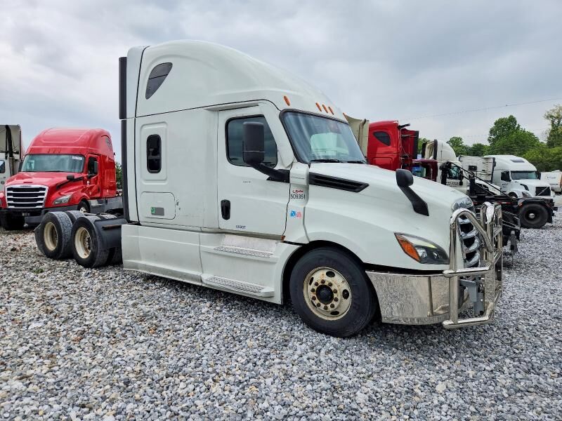 2022 FREIGHTLINER New Cascadia 126" Sleepercab