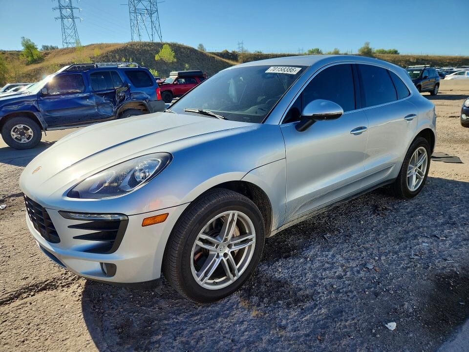 2015 PORSCHE Macan